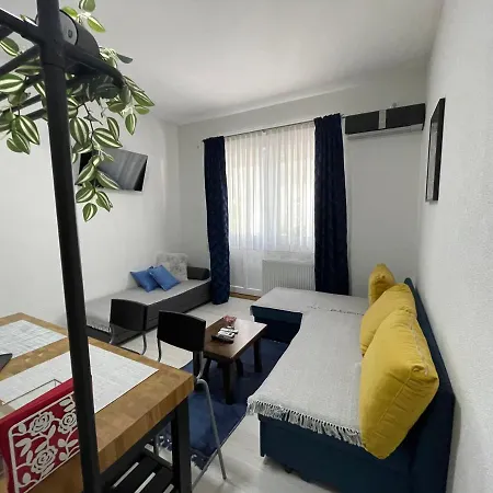 Guest House Mylan Licko Petrovo Selo Exterior photo